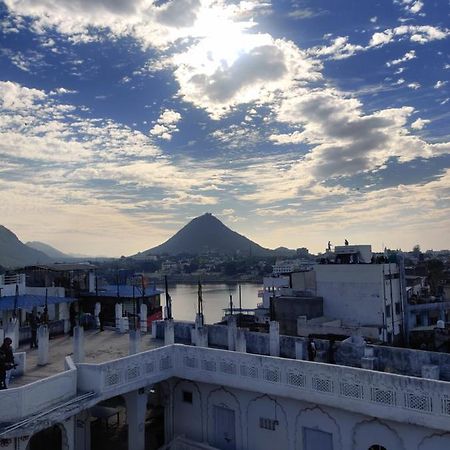 Varah Square Guest House Pushkar Exterior foto